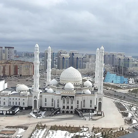 14 Эт 2Х Комн Кв С 2 Мя Кроватями И Раскладным Диваном На 1-6Гостей В Хайвилле С Шикарным Видом На Мечеть Хазрет Султан Astana Exterior photo