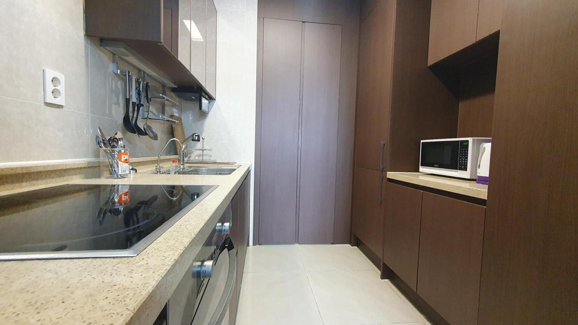 Apartment 14 эт 2х комн кв с 2 мя кроватями и раскладным диваном на 1-6гостей в хайвилле с шикарным видом на мечеть хазрет султан Nur-Sultan (Astana)